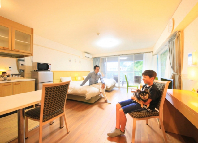 【ペットと泊まれる関西・西日本の温泉宿15選】レイセニット城崎スイートVILLA(兵庫県・こうのとり天然温泉)
