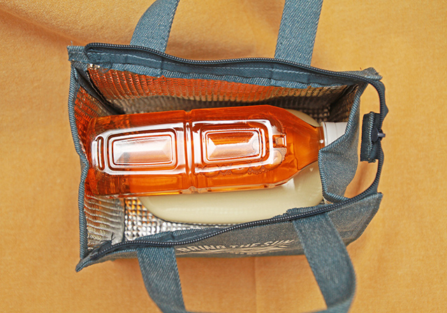 【ダイソーの保冷バッグ】マチ広トートバッグ(デニム)