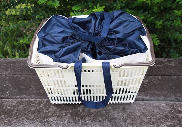 【ダイソーの保冷バッグ】折りたたみショッピングバッグ(買い物カゴ用)