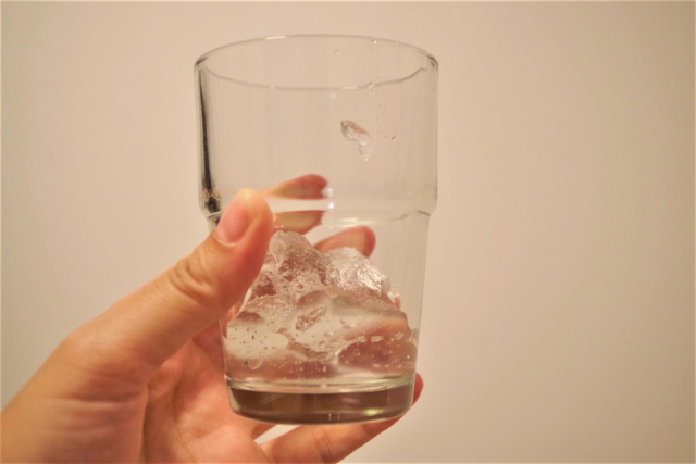 【ダイソーの保冷剤】消臭剤入 切って使える保冷剤(50g×6個)