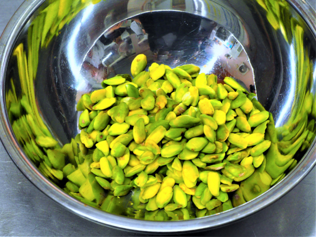 噂のジェラート「イバラ」とは?