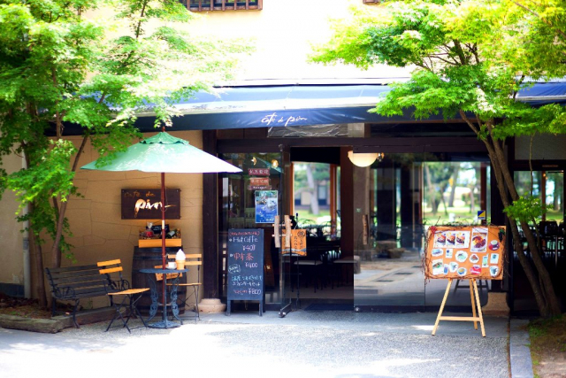 【京都 ペットOKのカフェ&レストラン】Café du Pin 千歳(京都・宮津市)