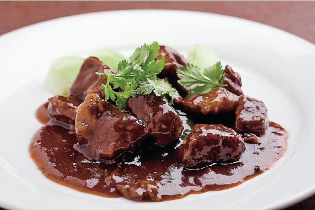 多彩なメニューの香港風広東料理「龍郷」