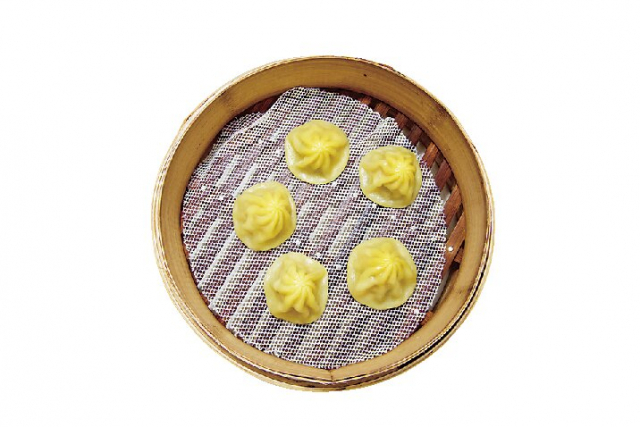 台湾名物の湯包(タンパオ)を手軽に食べ比べ「大同行・台湾タンパオ 南京町店」