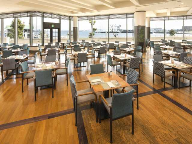 みなとみらいのおすすめモーニングスポット2. ブッフェ・ダイニング「オーシャンテラス」