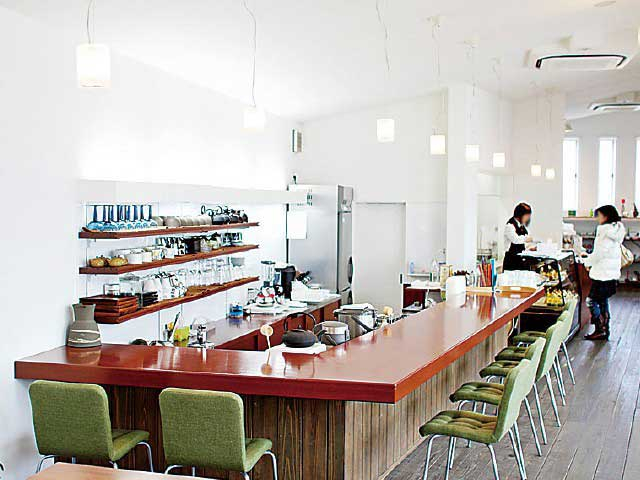 松江のおすすめモーニングスポット6. Scarab136