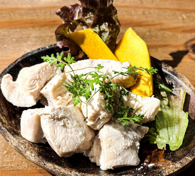 【愛犬と神戸へ!】Kobe harbor kitchen Haji