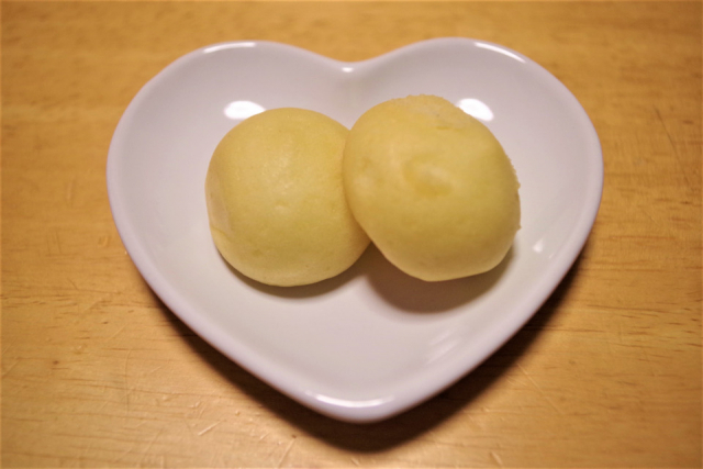 もちもちミニあんぱん ポッポ牛乳 <323円>