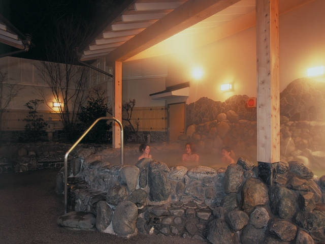 【横浜の日帰り温泉/東急田園都市線】ヨコヤマ ユーランド緑 スーパー銭湯八朔の湯(青葉台駅からバス、ユーランド前)