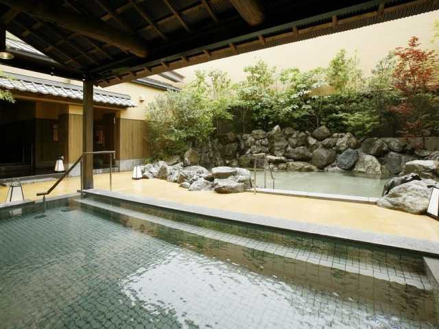 【大阪・環状線でいく日帰り温泉】天然温泉 延羽の湯 鶴橋(鶴橋駅から徒歩5分)