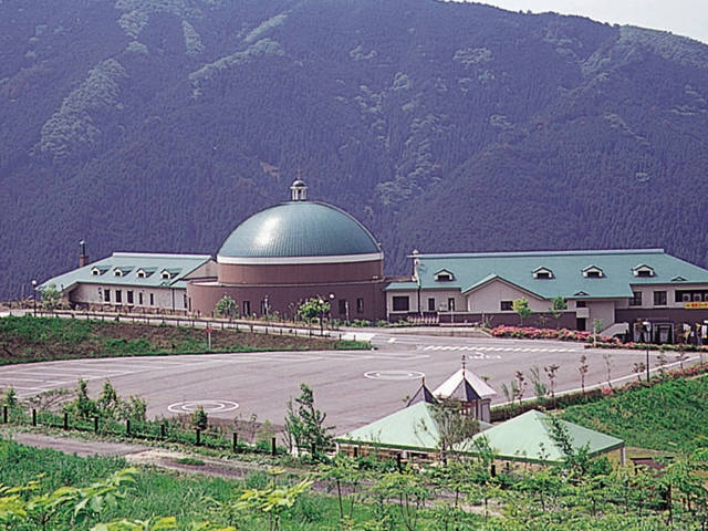 【岡山・日帰り温泉/美作・津山周辺】愛の村温泉ゆ・ら・り・あ(武蔵の里・粟倉)