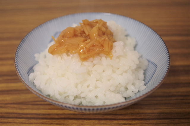 【スーパー「ツルヤ」のおすすめオリジナル商品⑨ご飯のおとも】ボトル入りなめ茸