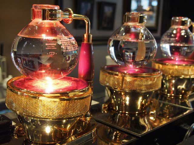 【横浜のバー⑫ 桜木町駅】Cafe OASE