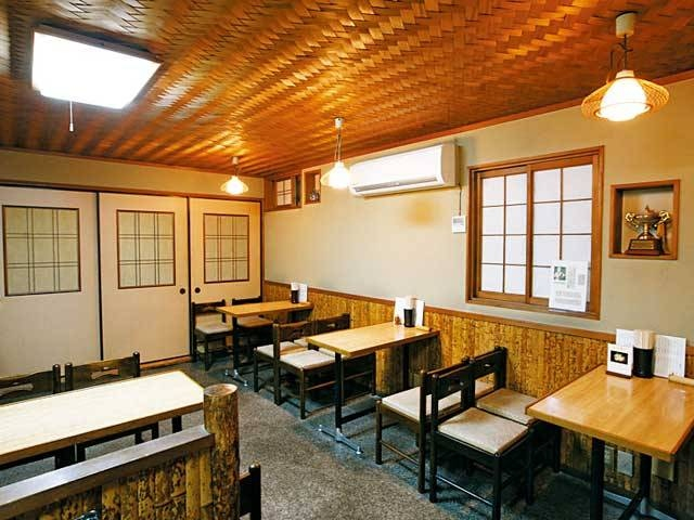 【大阪のうどん⑧ 難波・心斎橋周辺】うさみ亭マツバヤ(南船場)