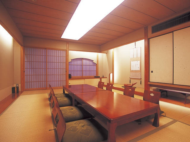 【大阪の寿司⑧】小鯛雀鮨 すし萬 靭本町店(大阪キタ)