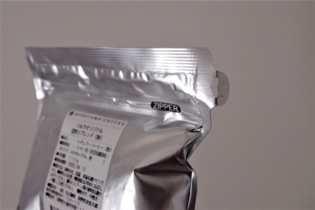 【スーパー「ツルヤ」のおすすめオリジナル商品②コーヒー】軽井沢丸山珈琲 深煎りブレンド(粉)