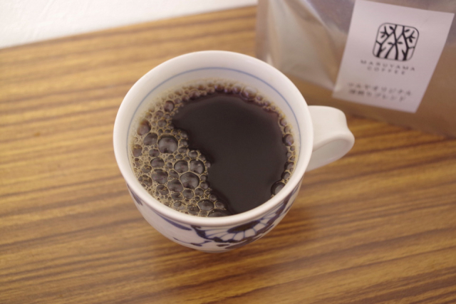 【スーパー「ツルヤ」のおすすめオリジナル商品②コーヒー】軽井沢丸山珈琲 深煎りブレンド(粉)