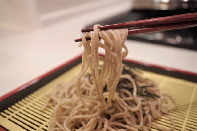 【スーパー「ツルヤ」のおすすめオリジナル商品⑥そば】信州 七割生そば