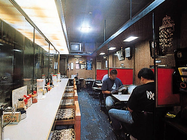 【大阪の人気洋食9】ニューライト(アメリカ村)