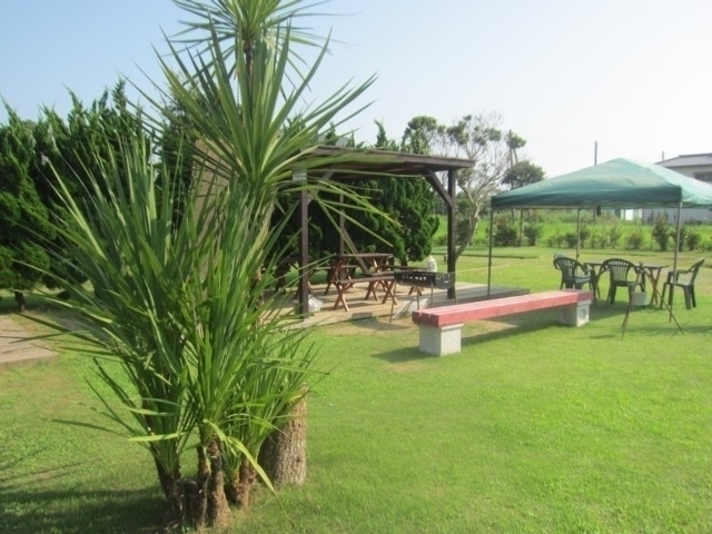 【千葉県・バーベキュースポット】「シーサイドでバーベキュー」「自然を感じる木立のなかのバーベキュー」「設備充実のスポット」など!トイレや屋根付きエリアの有無など情報盛りだくさん!千葉のおすすめBBQスポット10軒をご紹介!