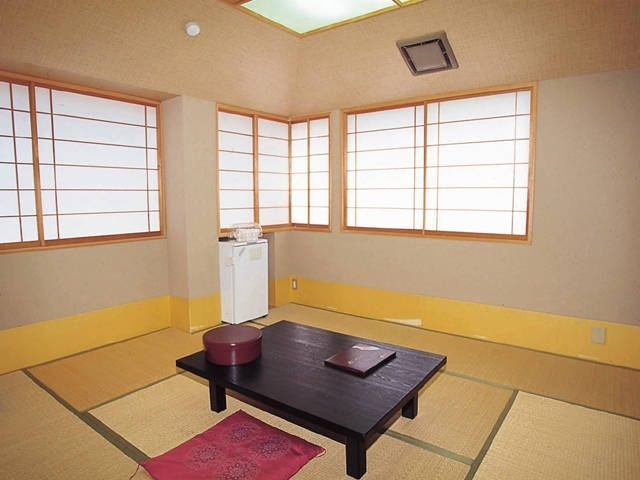 【香住でカニが食べられる宿】丸世井