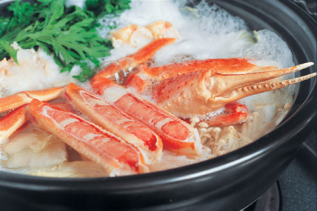 【兵庫県香住・カニ】紅ズワイはすでにシーズン中!本場香住のカニをお得に楽しめる宿6軒&市場3軒をご紹介