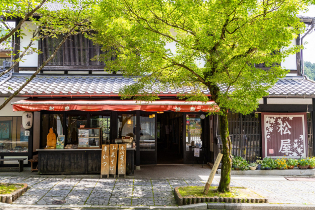華厳寺門前町の立ち寄りスポット②松屋