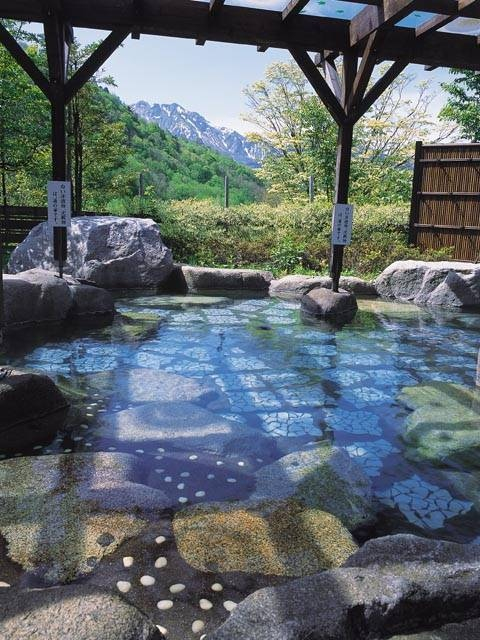 【岐阜県高山市の日帰り温泉】絶景露天風呂や泉質自慢、地元の人にも人気の共同湯まで!高山市で人気の日帰り温泉12選をご紹介