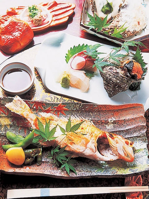 【鳥取でおすすめのカニ料理店⑥】花のれん 本店