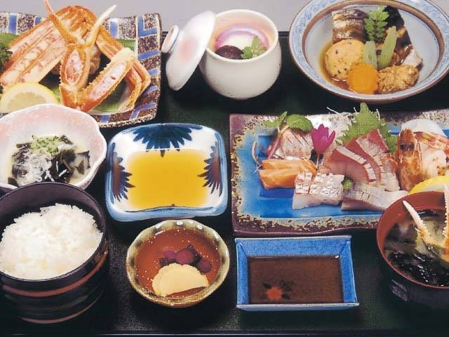 【境港でカニを食べられる店②】御食事処 弓ヶ浜