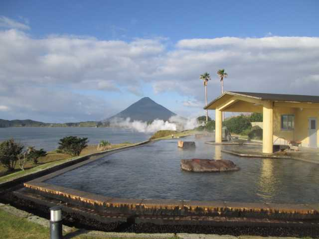 【鹿児島県指宿の日帰り温泉】絶景露天風呂や泉質自慢、デトックス効果抜群の砂むし風呂まで!指宿市で人気の日帰り温泉13選をご紹介