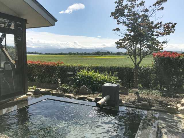 【山形県米沢の日帰り温泉】絶景露天風呂や泉質自慢、趣ある外観が目印の共同浴場まで!米沢市で人気の日帰り温泉8選をご紹介