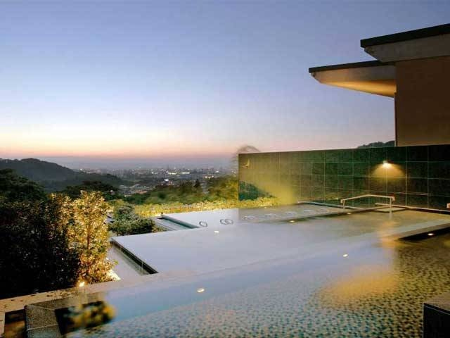 【福島県会津若松の日帰り温泉】絶景露天風呂や泉質自慢、四季が楽しめる庭園風呂も!会津若松市で人気の日帰り温泉11選をご紹介