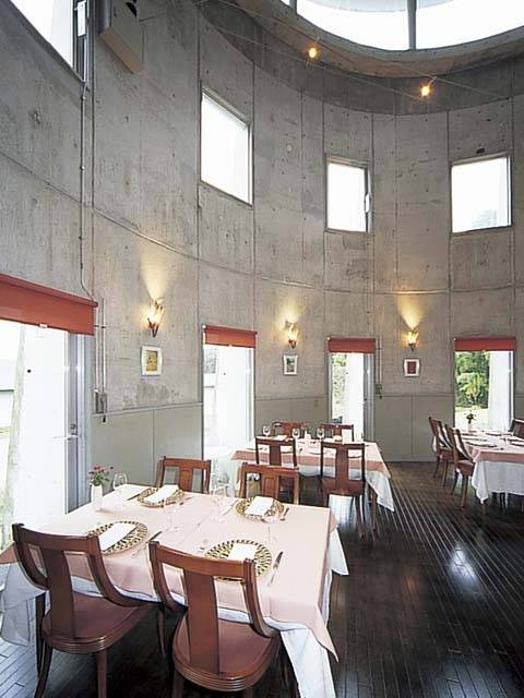 【西宮ランチ:山口町】高い吹き抜けと大きな窓がある美しい店内でおいしいシーフードランチがいただける「西洋料理 船坂」