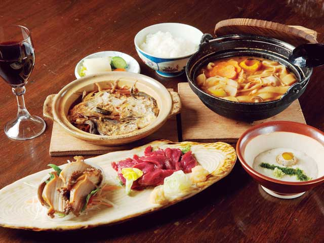 【山梨 甲府・ディナー】甲府で夜を楽しめるとっておきのお店10選!甲府でディナーをするならどこがいい?