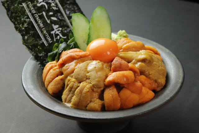 多様なジャンルのお寿司や海鮮丼が集まる3階「よりどり町屋」