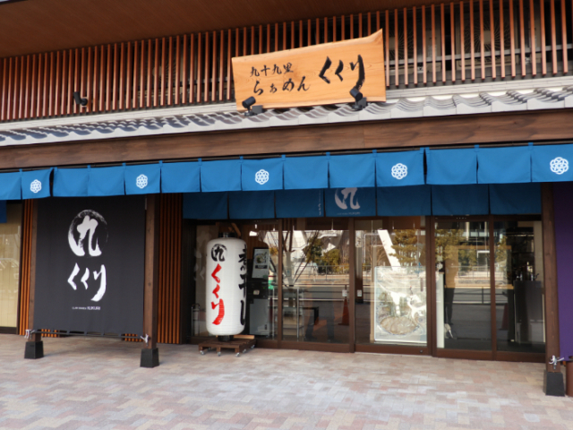 普段使いしやすいリーズナブルなお店も集まる1階「豊洲江戸前通り」