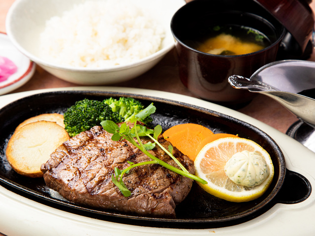 【三重県 伊勢・夜ごはん】山海の幸が魅力のビストロ、趣ある古民家で味わう寿司、外せない伊勢えびに松阪牛も!伊勢で夜を楽しめるとっておきのお店10選!