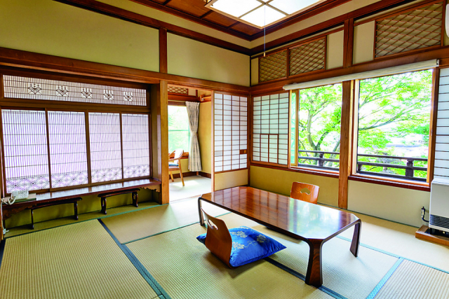 【お部屋・お風呂の ご案内】