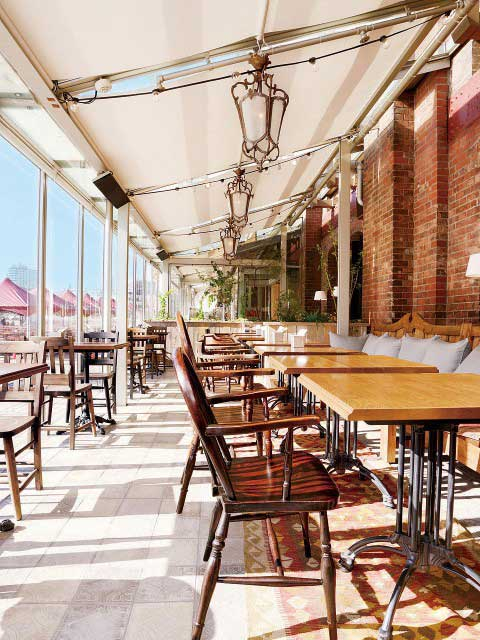 【横浜みなとみらいの遊ぶところ 大人編 おすすめスポット9】横浜赤レンガ倉庫(みなとみらい)