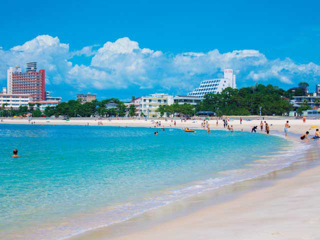 【白浜の遊ぶところ 大人編 おすすめスポット5】白良浜 (白浜温泉)