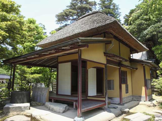 【金沢の遊ぶところ 大人編 おすすめスポット5】兼六園 (兼六園・金沢城公園)