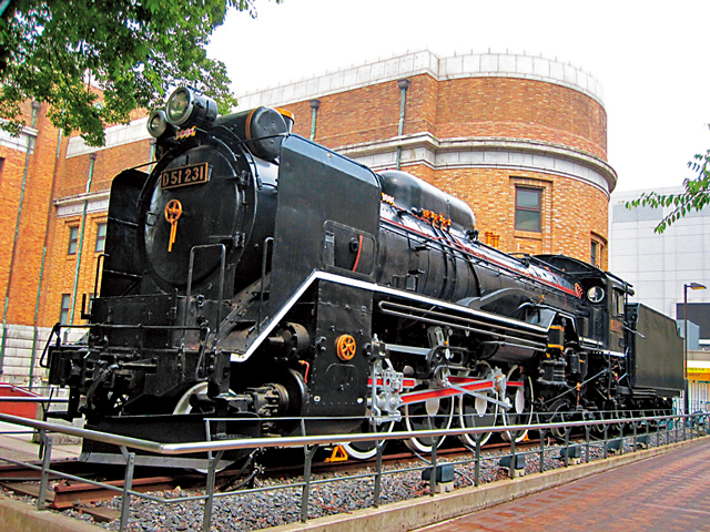 子供から大人まで楽しめる国内最大級の科学博物館「国立科学博物館」