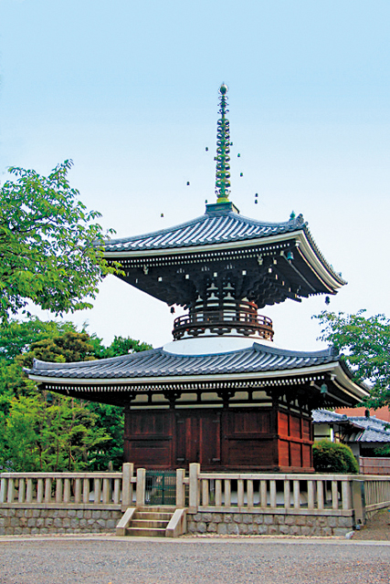 徳川綱吉の生母桂昌院の発願により創建した寺「護国寺」