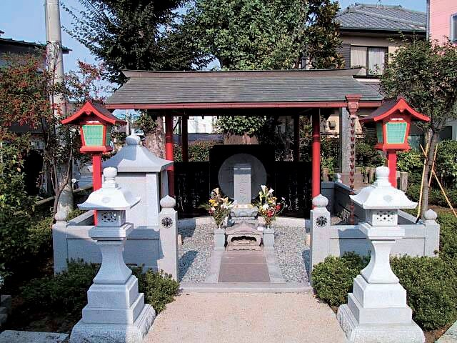 舞の名手だった静御前の墓「静御前の墓」