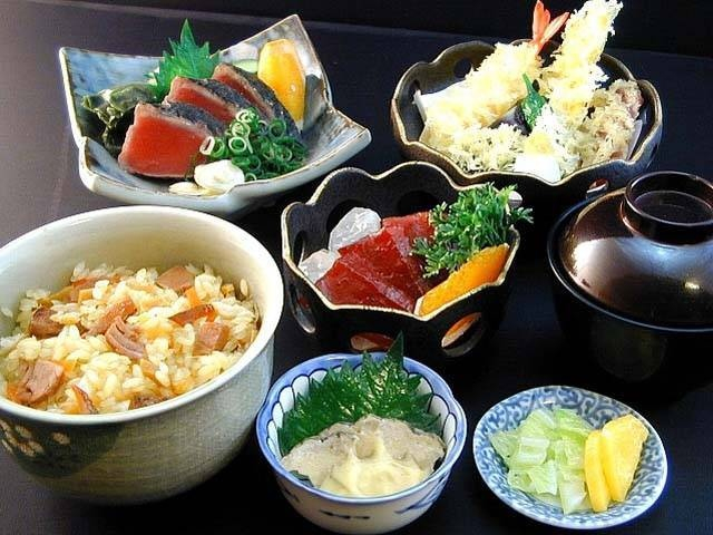 【高知駅周辺・ランチ】便利な駅近で食べられるおすすめの美味しいランチスポット4選