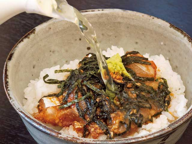 【唐津駅周辺でランチ】駅近で食べられる便利で美味しいランチスポット4選