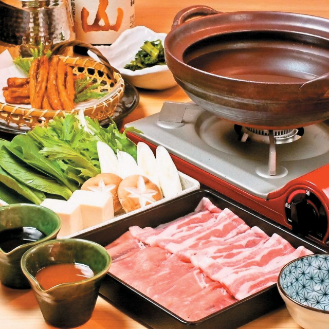 名物の焼き鳥としゃぶしゃぶの店「ひびき庵 別館 東松山駅前3号店」