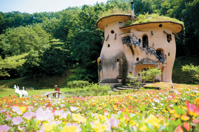 北欧の童話の世界を感じよう「トーベ・ヤンソン あけぼの子どもの森公園」