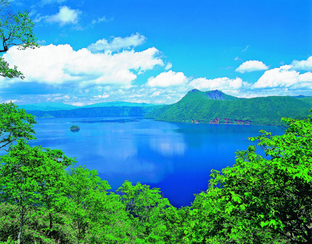 摩周湖・屈斜路湖からメルヘンの丘を抜けて空港をめざすドライブプラン